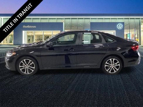 Used 2026 Volkswagen Jetta Sport FWD image 2