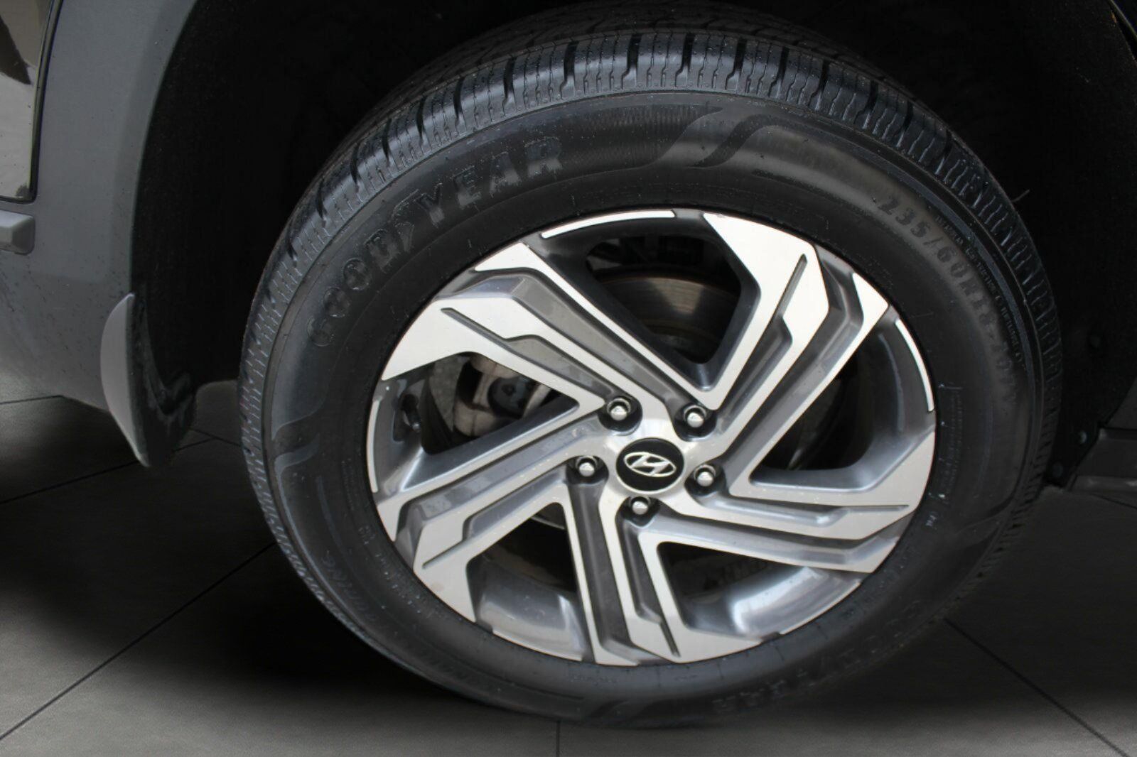 Used 2023 Hyundai Santa Fe SEL w/ Cargo Package AWD/4WD image 23