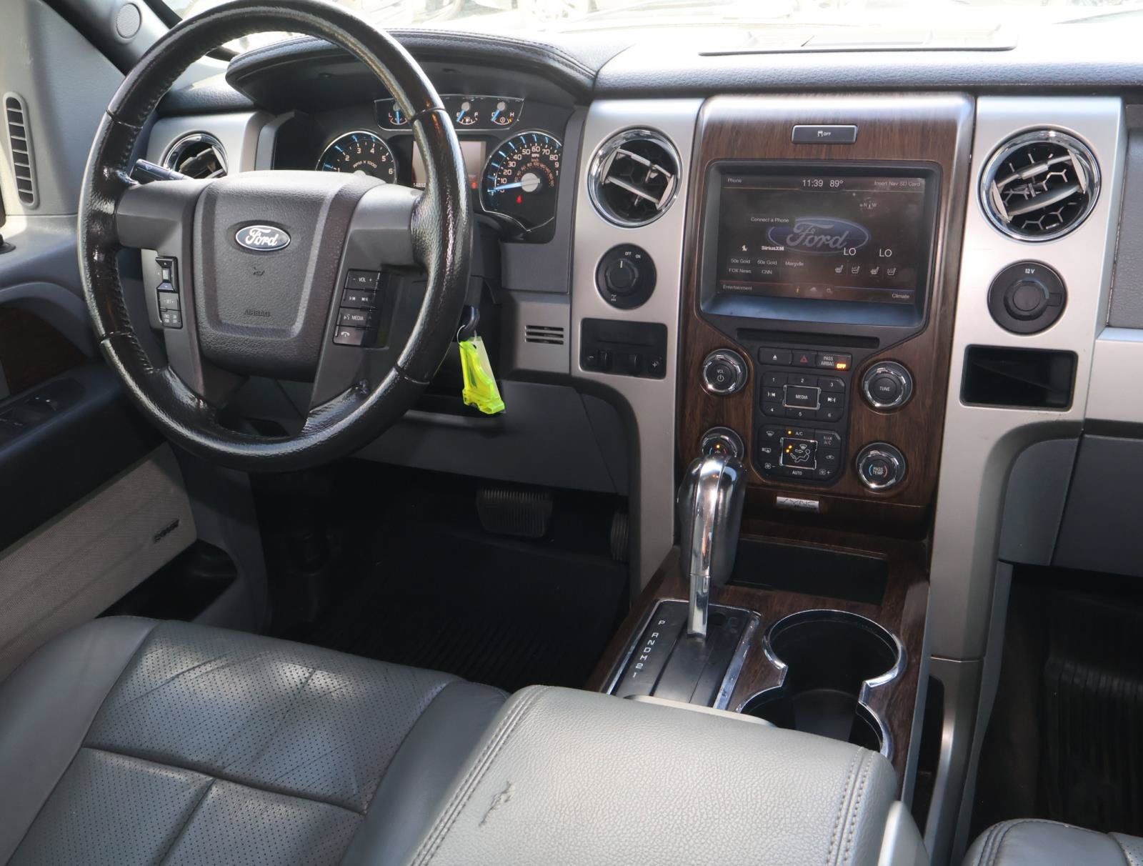 Used 2013 Ford F150 Lariat w/ Luxury Equipment Group RWD image 11