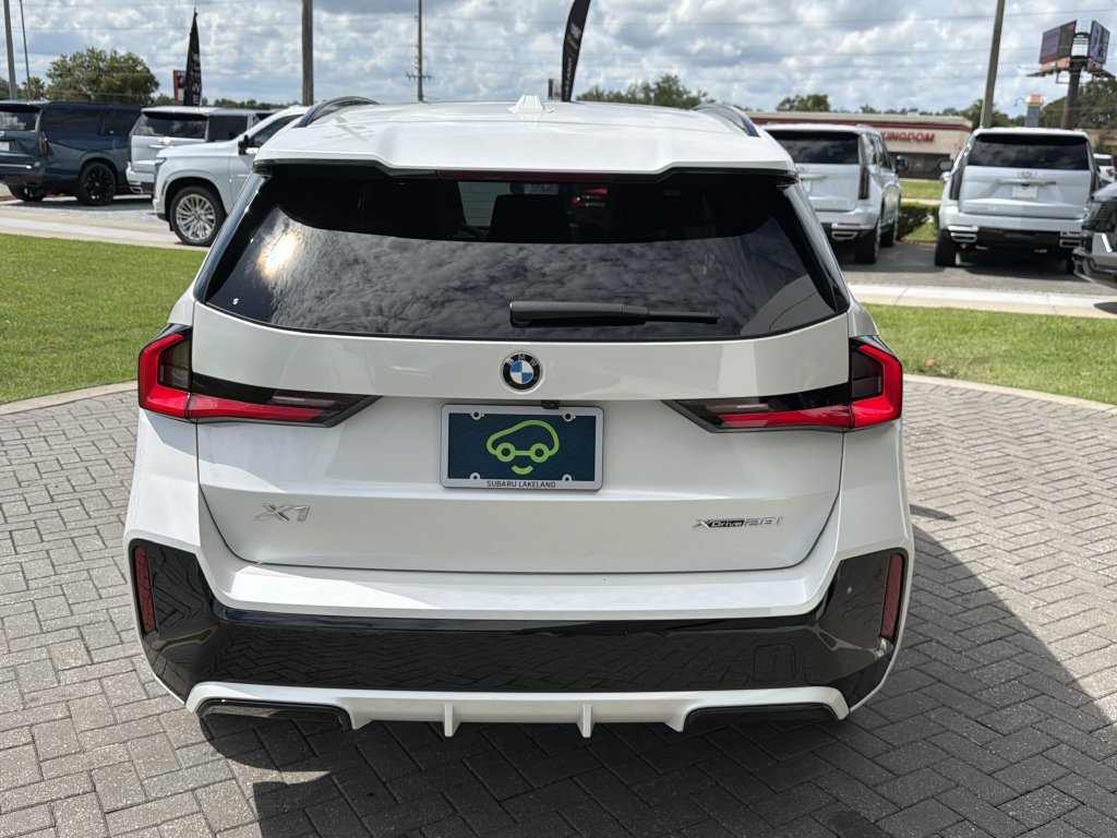 Used 2025 BMW X1 xDrive28i AWD/4WD image 5