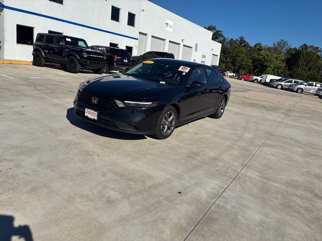 Used 2024 Honda Accord EX image 11