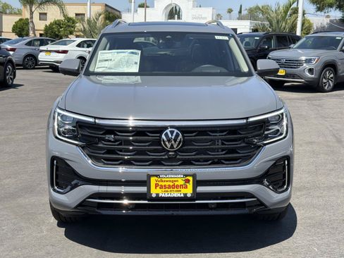 New 2026 Volkswagen Atlas SEL Premium R-Line AWD/4WD image 2