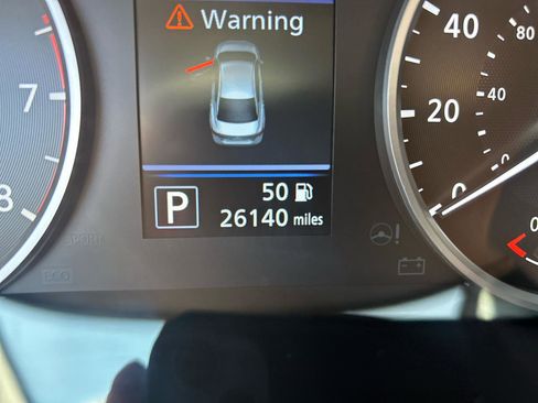 Used 2024 Nissan Sentra S FWD image 14
