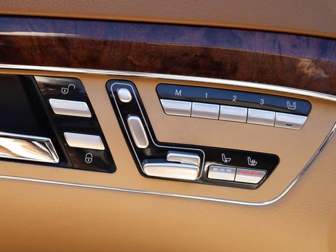 Used 2008 Mercedes-Benz S 550 image 28