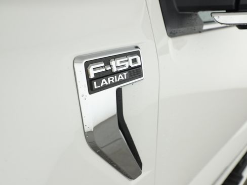 Used 2023 Ford F150 Lariat w/ Trailer Tow Package AWD/4WD image 4