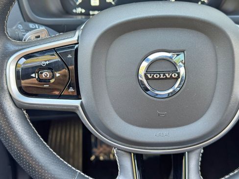 Used 2019 Volvo XC90 T6 R-Design w/ Protection Package Premier image 21