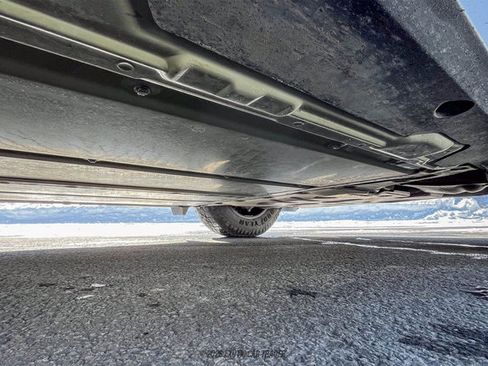 Used 2024 Tesla Cybertruck AWD Crew Cab image 38