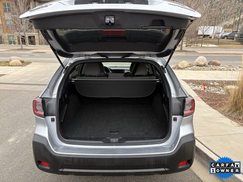 Used 2024 Subaru Outback Premium image 8