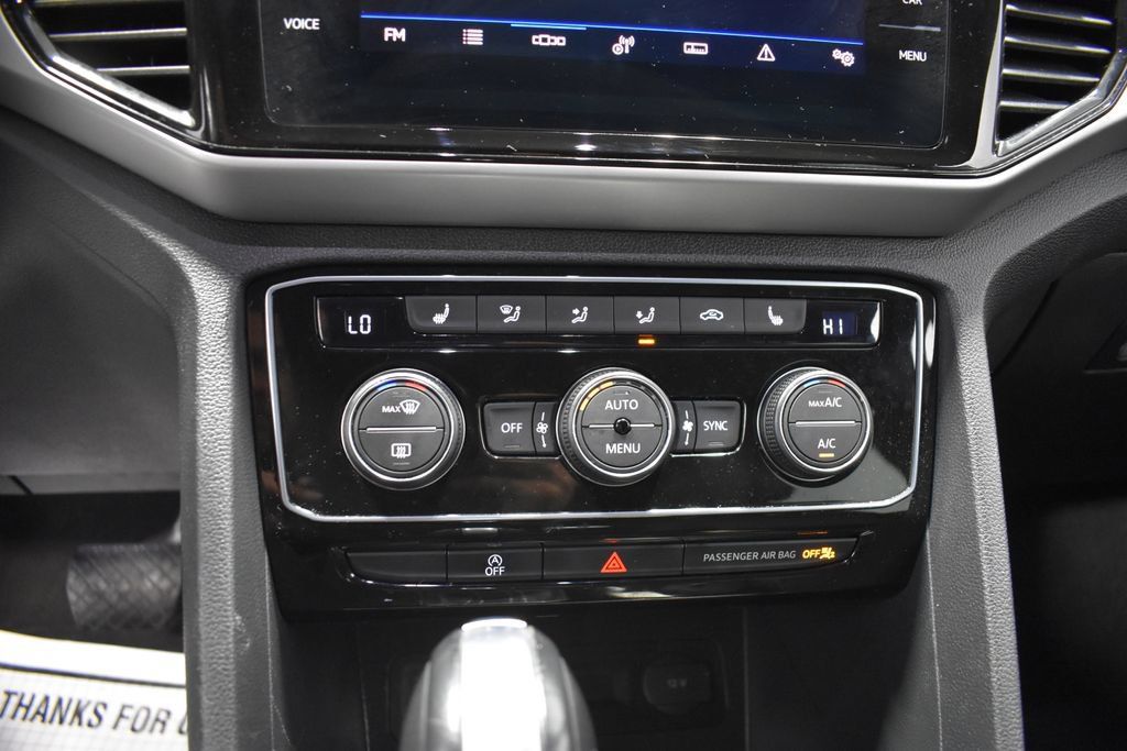 Used 2023 Volkswagen Atlas Cross Sport SE AWD/4WD image 19