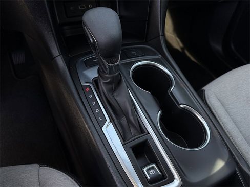 Used 2023 Chevrolet Equinox LT image 21