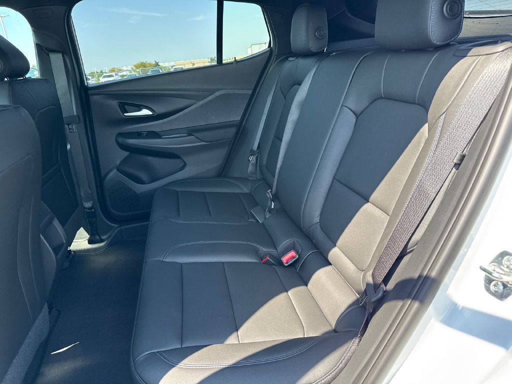 New 2026 Buick Envista Sport Touring w/ Convenience I Package FWD image 30