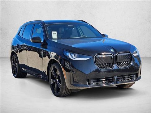 Used 2026 BMW X3 xDrive30i w/ Premium Package AWD/4WD image 3