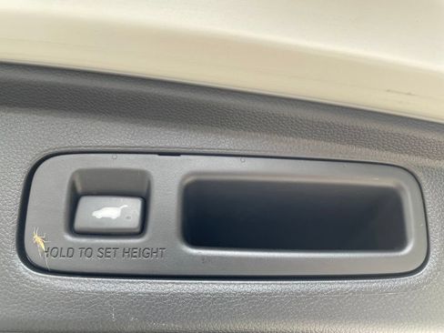 Certified 2024 Honda CR-V EX-L image 10