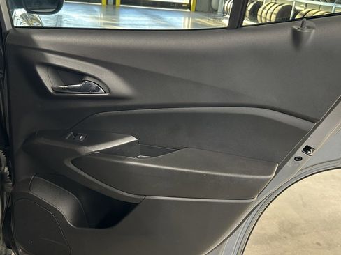 Used 2024 Chevrolet Trax ACTIV w/ Driver Confidence Package image 16