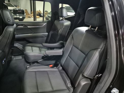 Certified 2024 GMC Acadia Elevation image 26