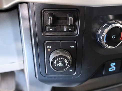 Used 2022 Ford F150 XLT w/ Equipment Group 301A Mid image 8