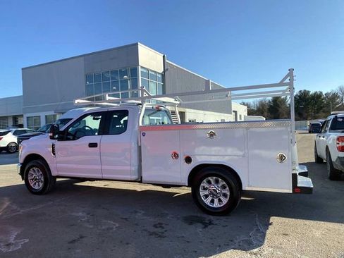 Used 2022 Ford F250 XL w/ STX Appearance Package RWD image 8