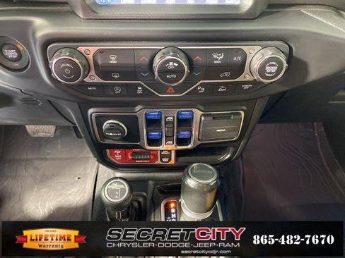 Used 2020 Jeep Gladiator Rubicon image 24