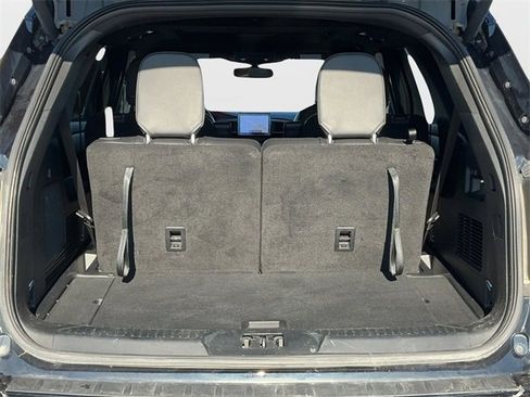 Used 2023 Ford Explorer ST-Line w/ Class IV Trailer Tow Package image 18