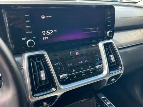 Certified 2021 Kia Sorento SX AWD/4WD image 19