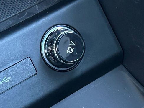 Used 2024 Audi Q4 e-tron Premium w/ Convenience Package image 26