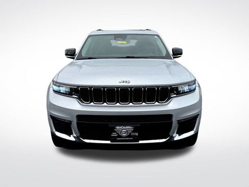 Used 2021 Jeep Grand Cherokee L Limited image 3