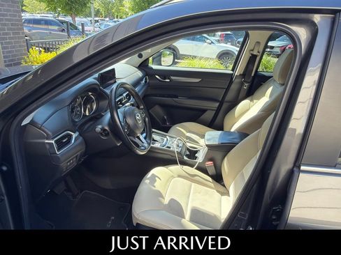 Used 2018 MAZDA CX-5 Touring w/ Preferred Equipment Package FWD image 7