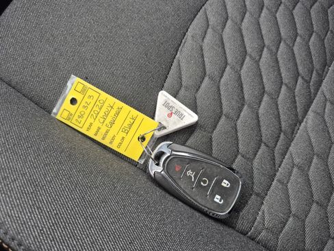 Used 2020 Chevrolet Equinox LT FWD image 26