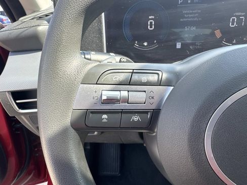 Used 2025 Hyundai Sonata SEL FWD image 22