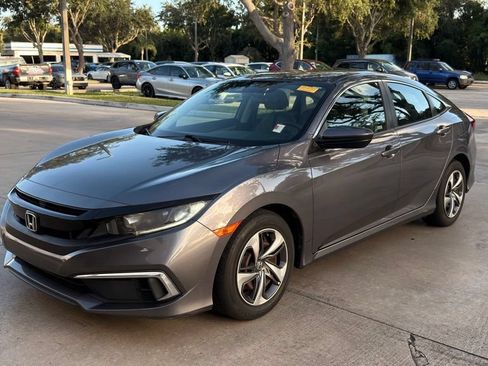Used 2019 Honda Civic LX image 2