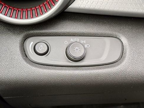 Used 2024 Chevrolet Trax RS w/ Driver Confidence Package image 26