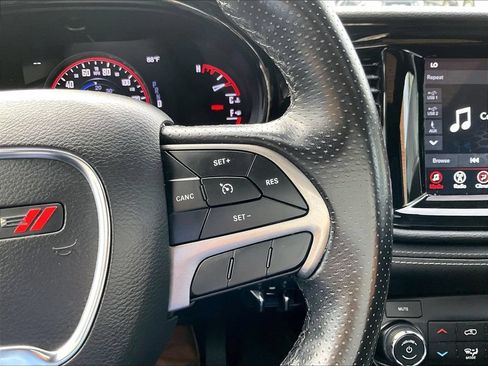 Used 2022 Dodge Durango SXT w/ Blacktop Package AWD/4WD image 25
