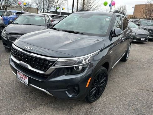 Used 2023 Kia Seltos Nightfall Edition image 1