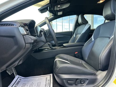 Certified 2025 Toyota Camry SE w/ Convenience Package FWD image 14