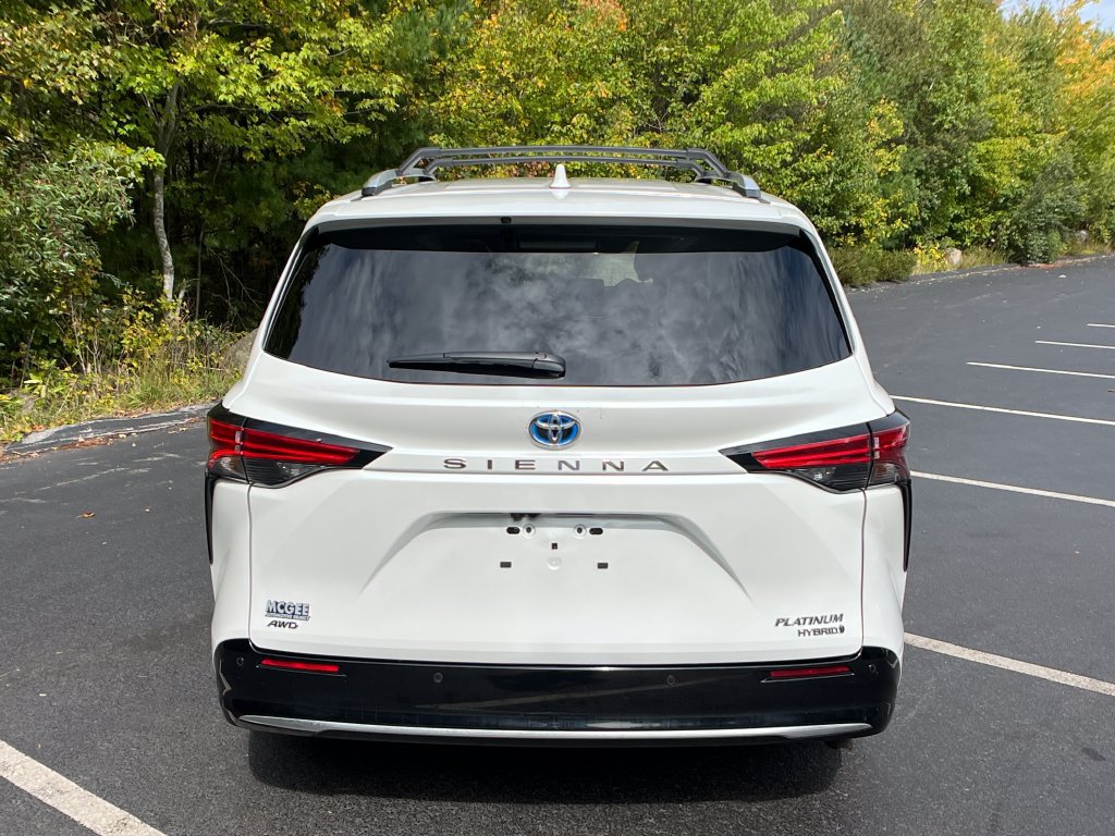 Certified 2024 Toyota Sienna Platinum AWD/4WD image 4
