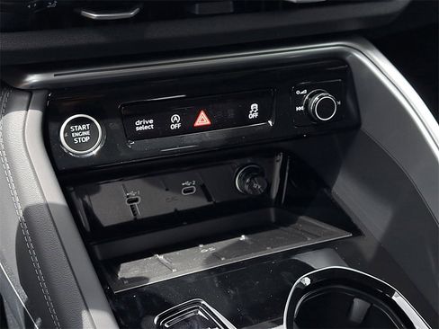 New 2025 Audi Q5 Premium Plus image 14