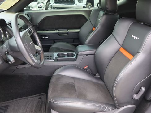 Used 2008 Dodge Challenger SRT8 RWD image 21