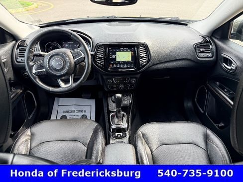 Used 2018 Jeep Compass Limited w/ Navigation Group AWD/4WD image 33