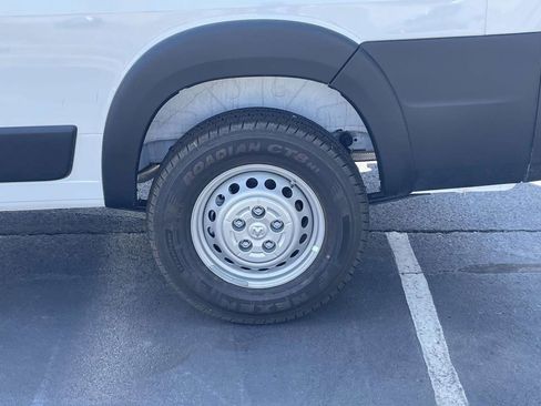 New 2025 RAM ProMaster 2500 w/ Convenience Group image 34