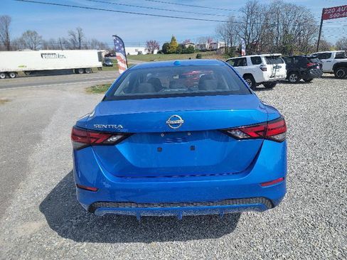 Used 2025 Nissan Sentra SV image 4