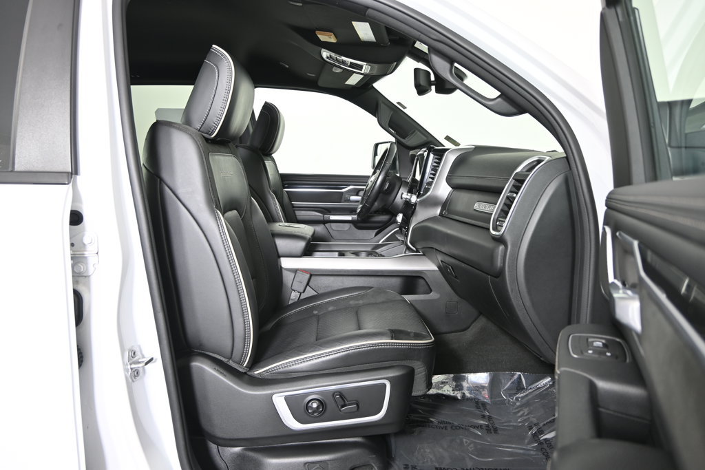 Used 2020 RAM 1500 Laramie AWD/4WD image 14