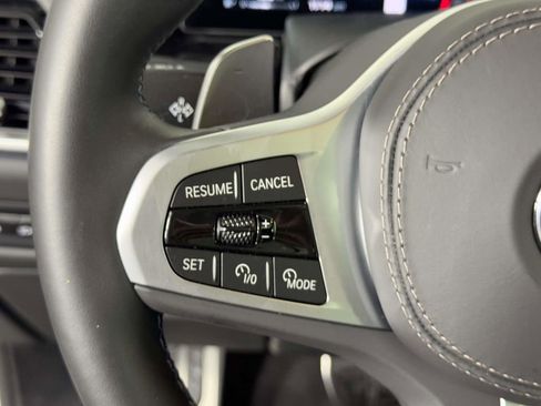 Used 2025 BMW X6 M60i w/ Parking Assistance Package image 22