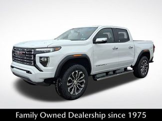 New 2026 GMC Canyon Denali video 3