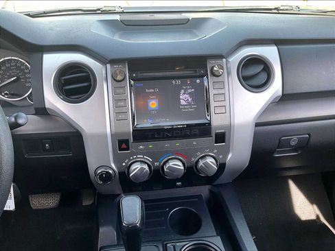 Used 2015 Toyota Tundra SR5 w/ TRD Off Road Package AWD/4WD image 9