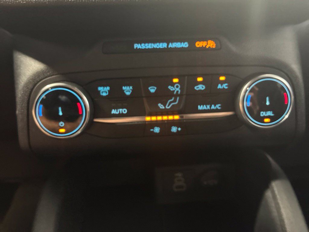 Used 2025 Ford Escape ST-Line FWD image 22