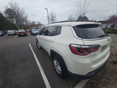 Used 2020 Jeep Compass Sport w/ Cold Weather Group image 6