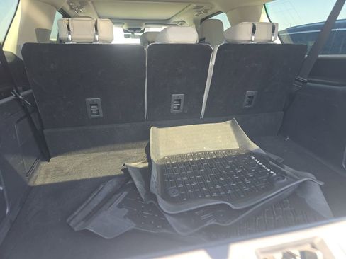 Used 2025 Lincoln Navigator L Reserve image 23