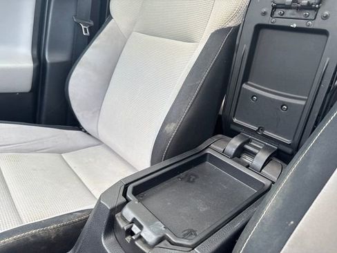 Used 2016 Toyota RAV4 XLE image 27