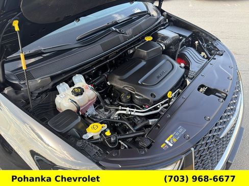 Used 2025 Chrysler Pacifica Select FWD image 31
