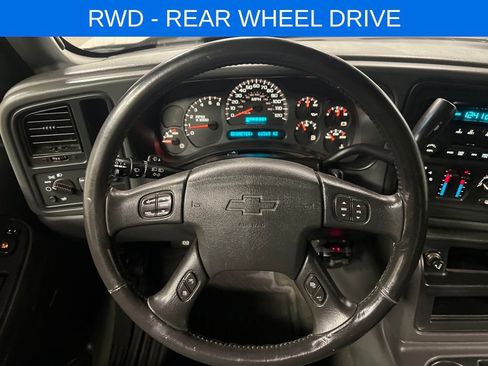 Used 2004 Chevrolet Silverado 2500 LS image 18